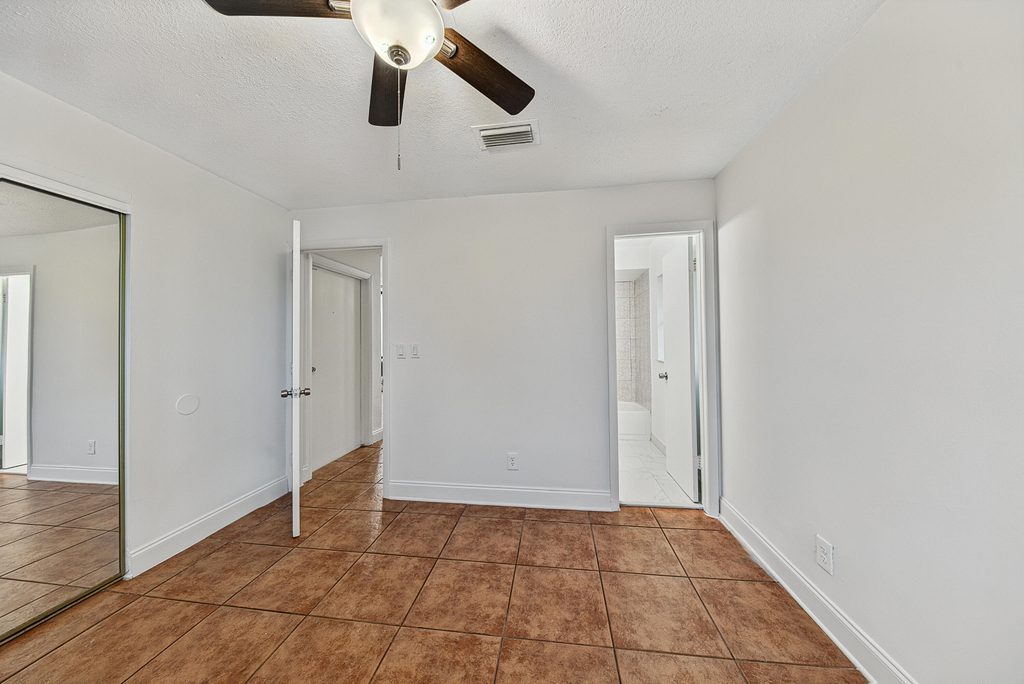 825 Sw 10th Street - Photo 23