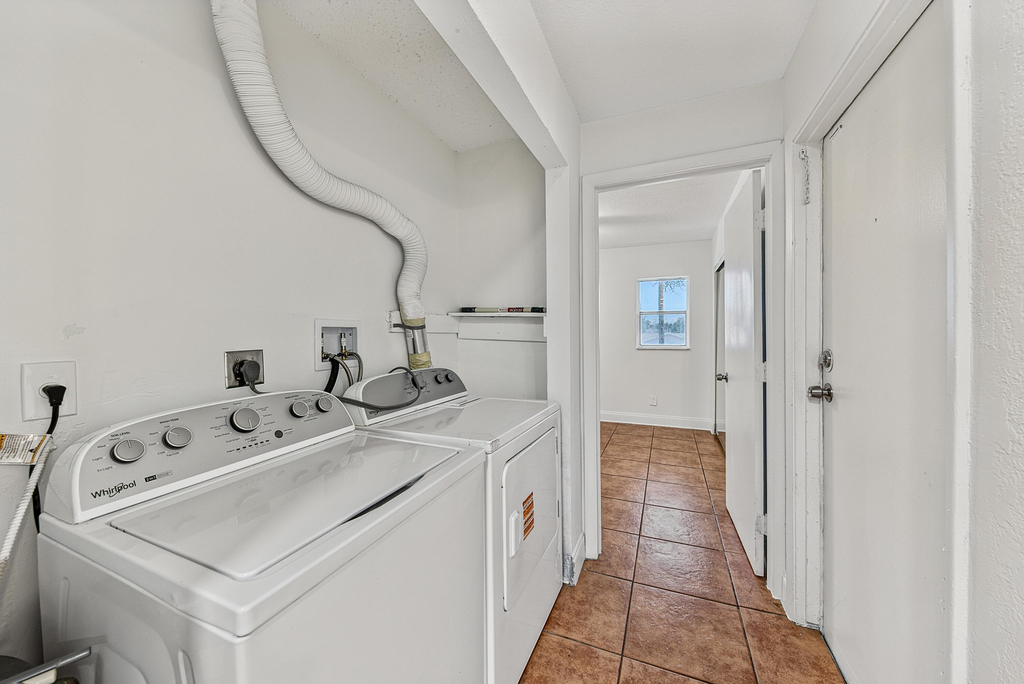 825 Sw 10th Street - Photo 19