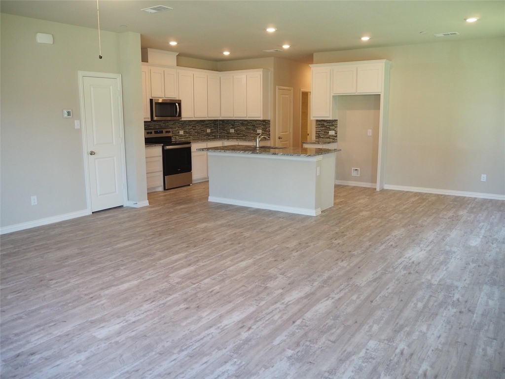 3117 Solana Circle - Photo 7