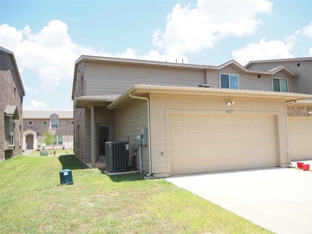 3117 Solana Circle - Photo 2