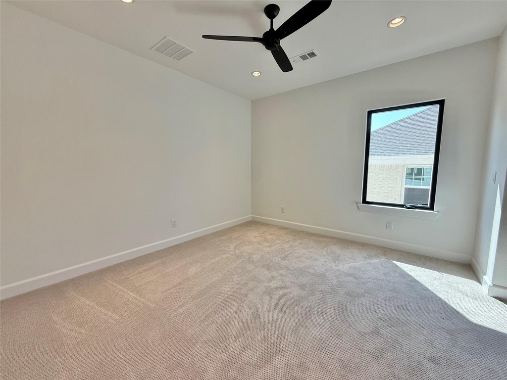 4423 Emerson Avenue - Photo 14