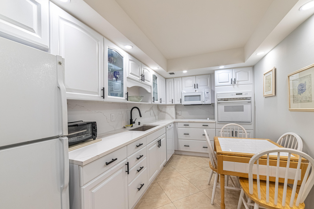 3450 S Ocean Boulevard - Photo 11
