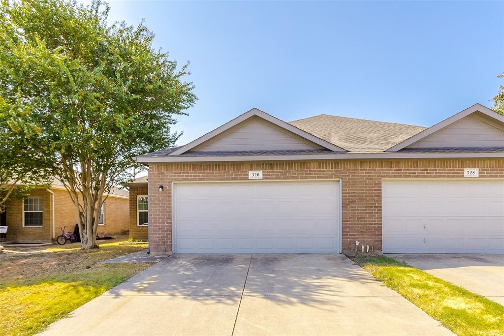 326 Blake Lane - Photo 1