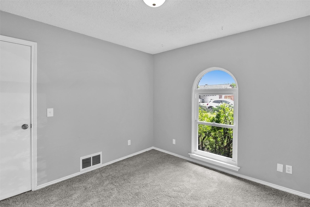 1113 Roaring Springs Drive - Photo 19