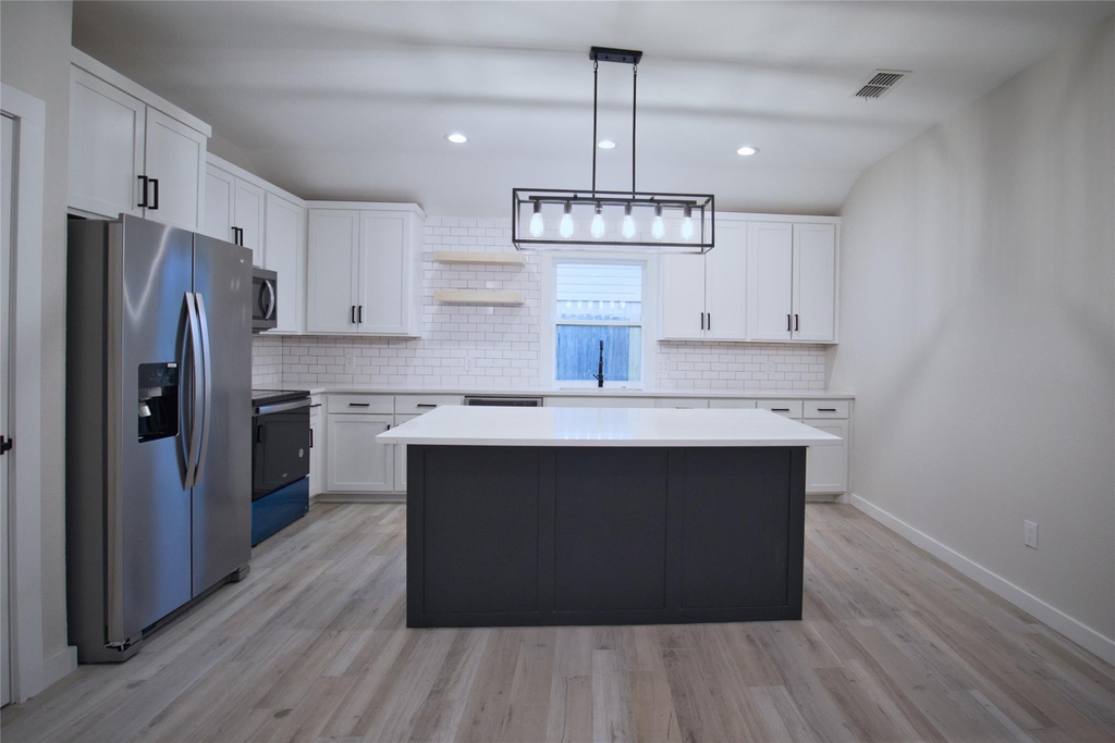 6576 Old Mill Circle - Photo 5