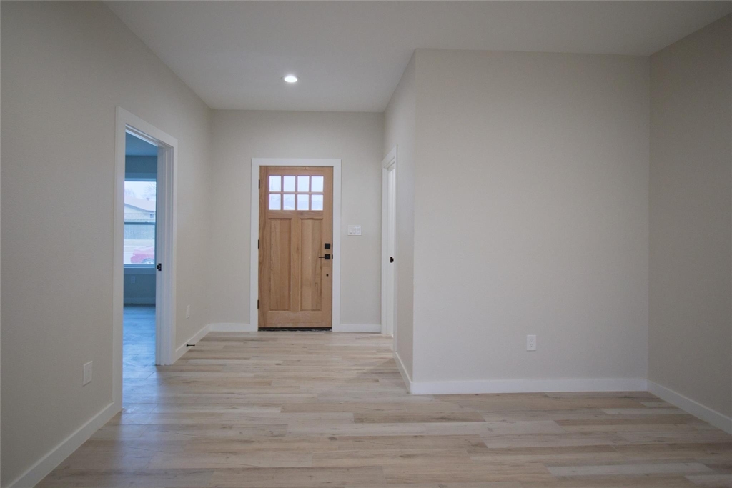 6576 Old Mill Circle - Photo 2