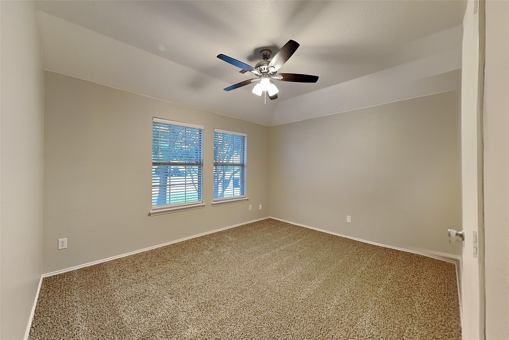 3201 Grant Street - Photo 12
