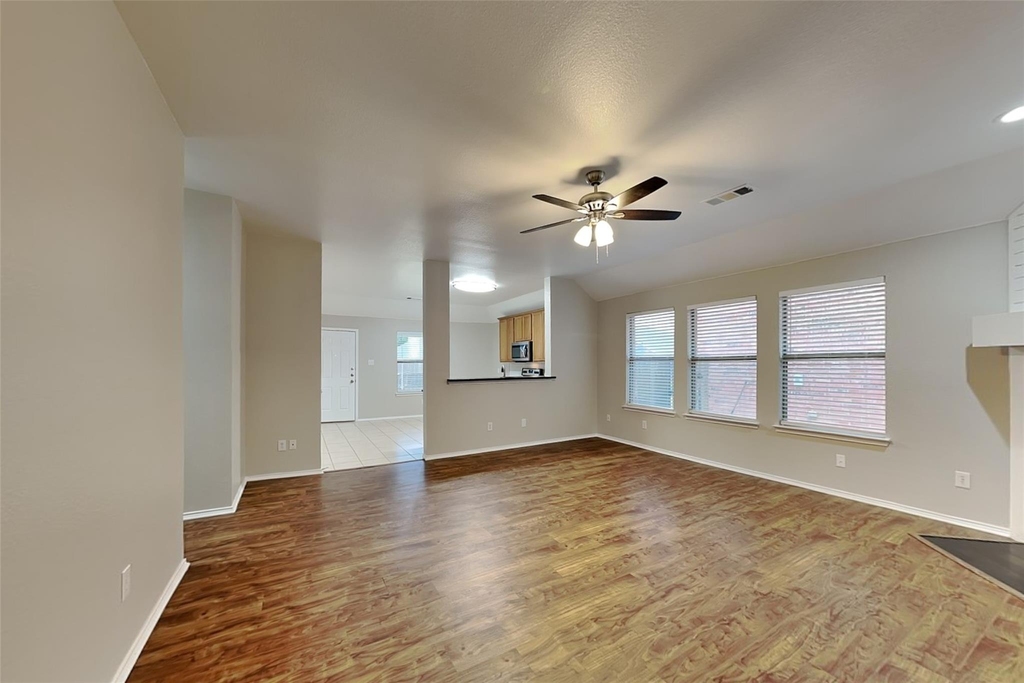 3201 Grant Street - Photo 1