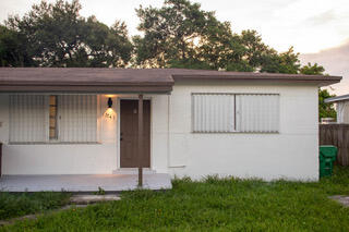 15741 Nw 38th Place - Photo 14