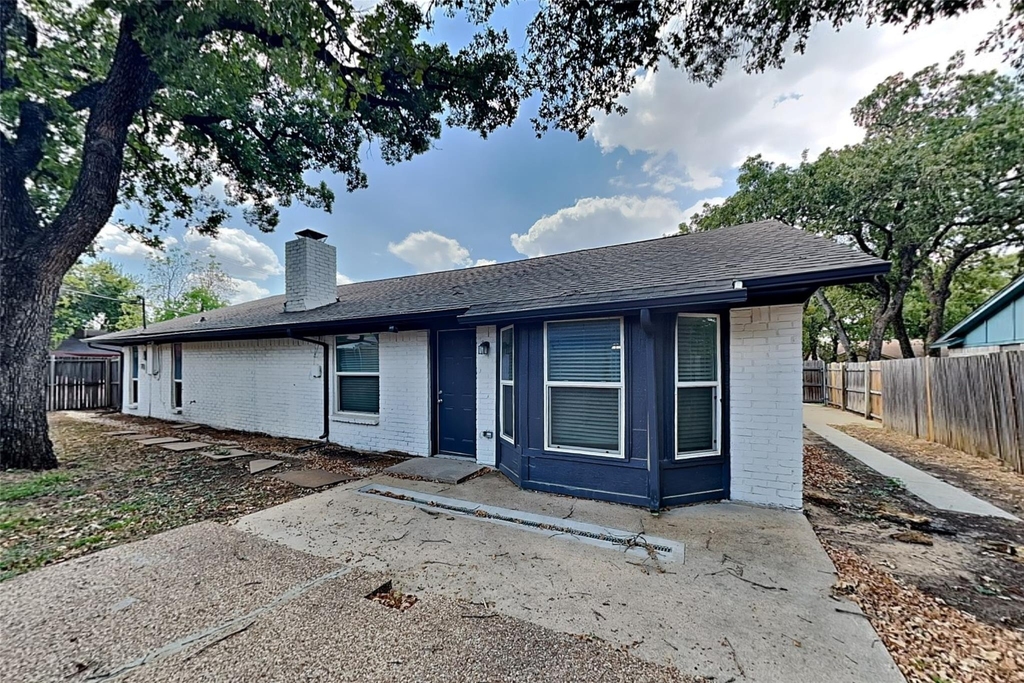6908 Briardale Drive - Photo 18