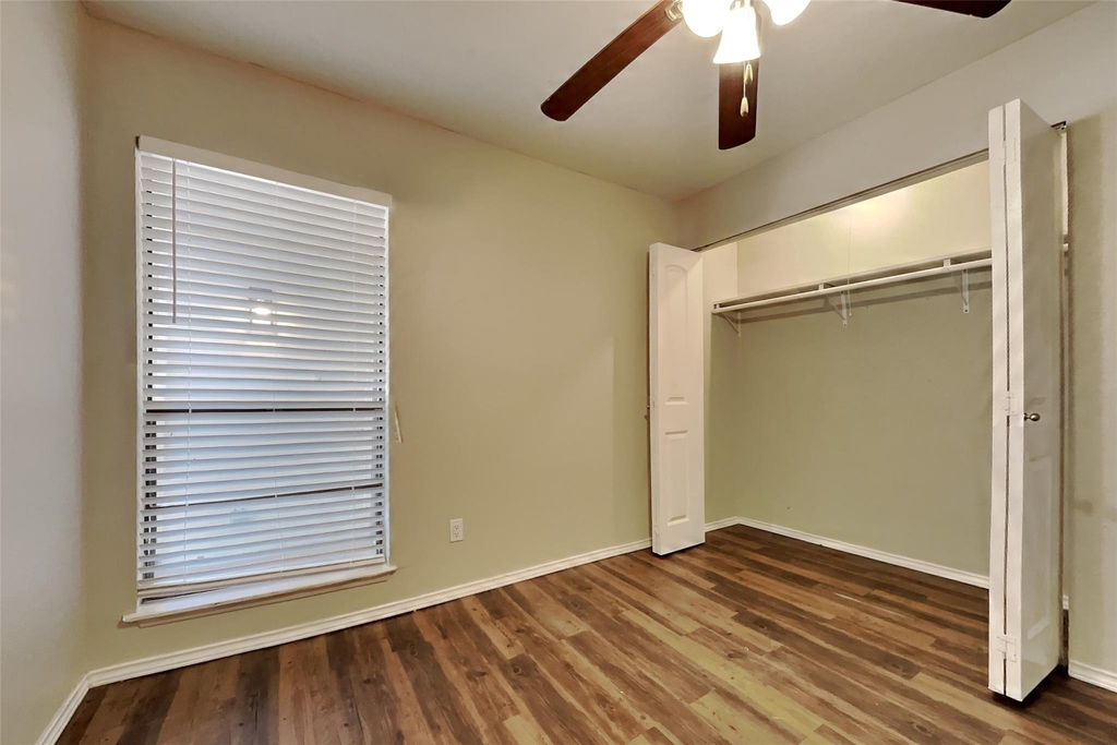 4605 Greenfield Drive - Photo 13