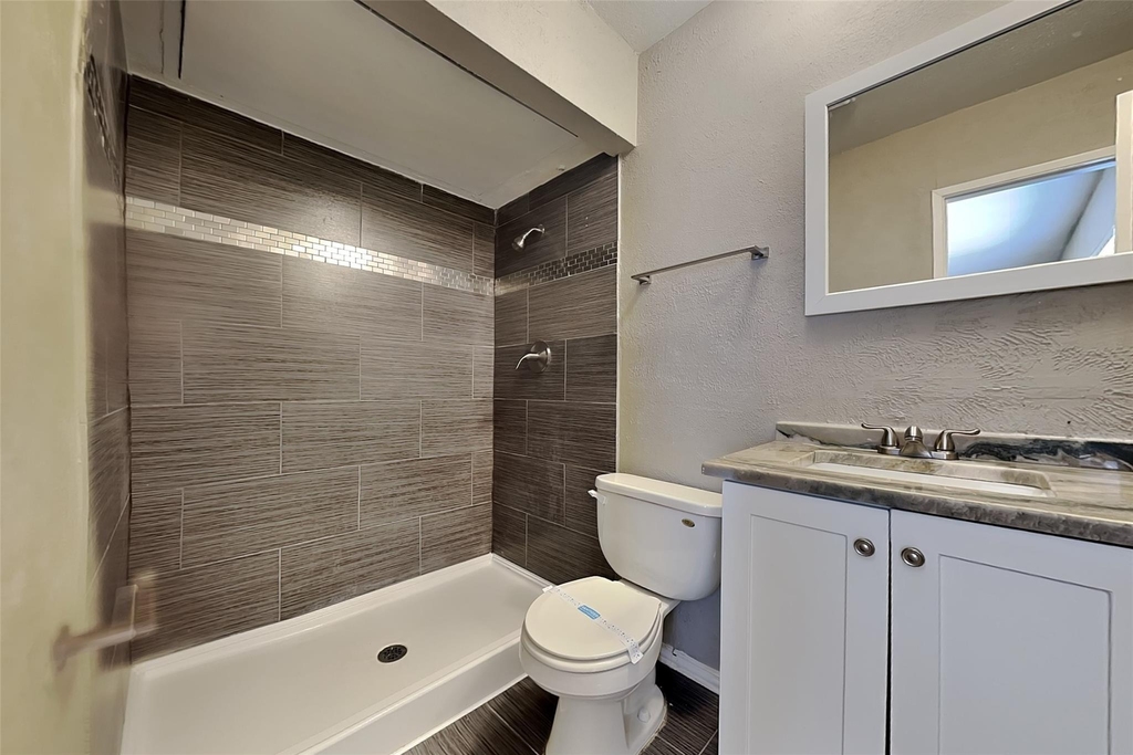4605 Greenfield Drive - Photo 10