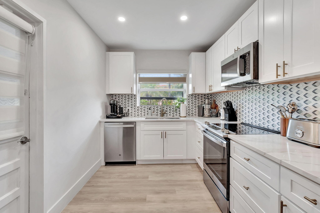 231 Se 3rd Avenue - Photo 9