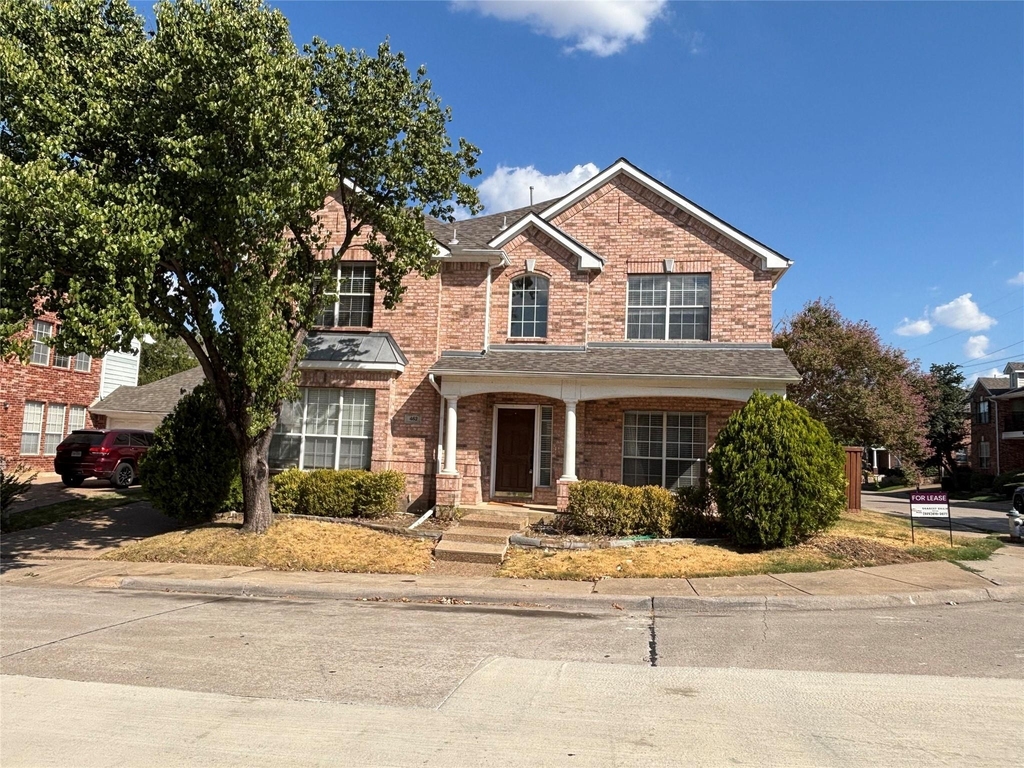 462 Richmond Street - Photo 0