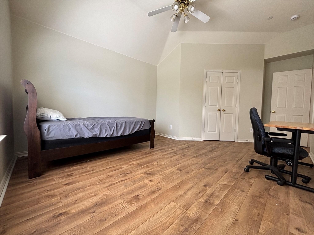 462 Richmond Street - Photo 12