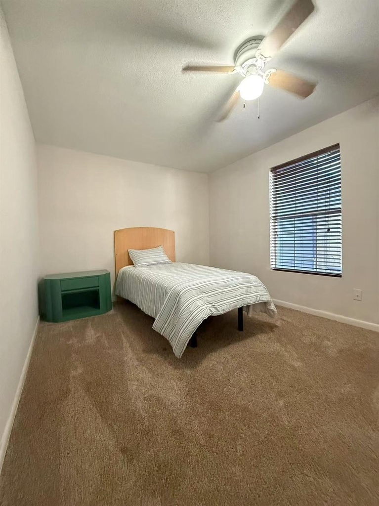 2925 Janet Drive - Photo 25