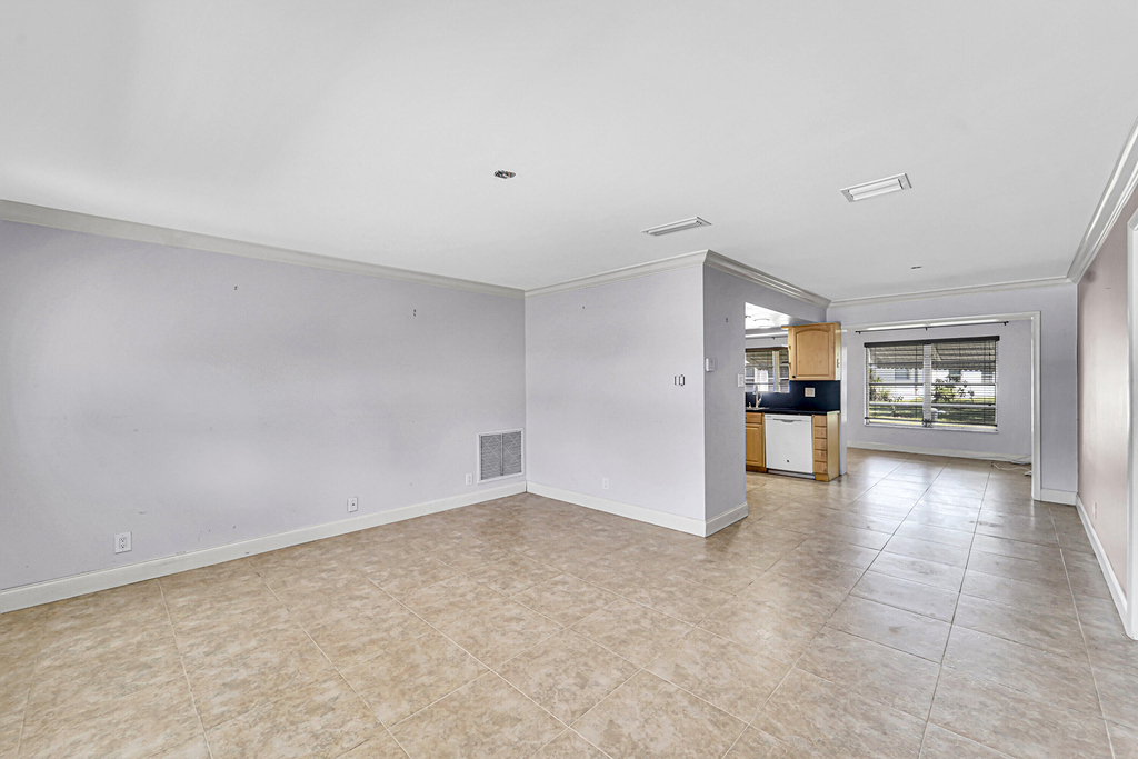 7255 Nw 8th Court - Photo 4