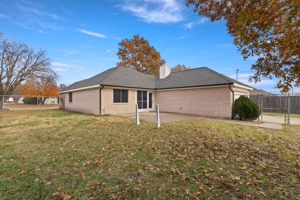 1308 London Drive - Photo 20