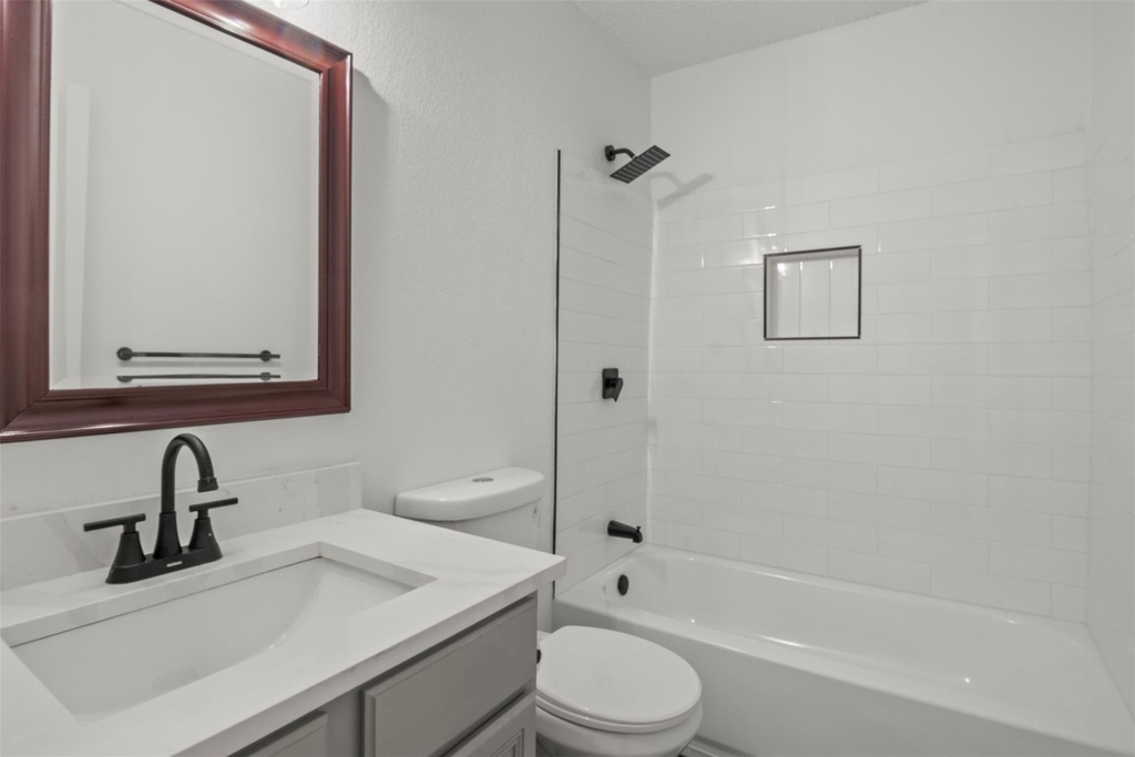1308 London Drive - Photo 14