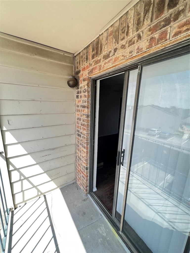 9520 Royal Lane - Photo 6