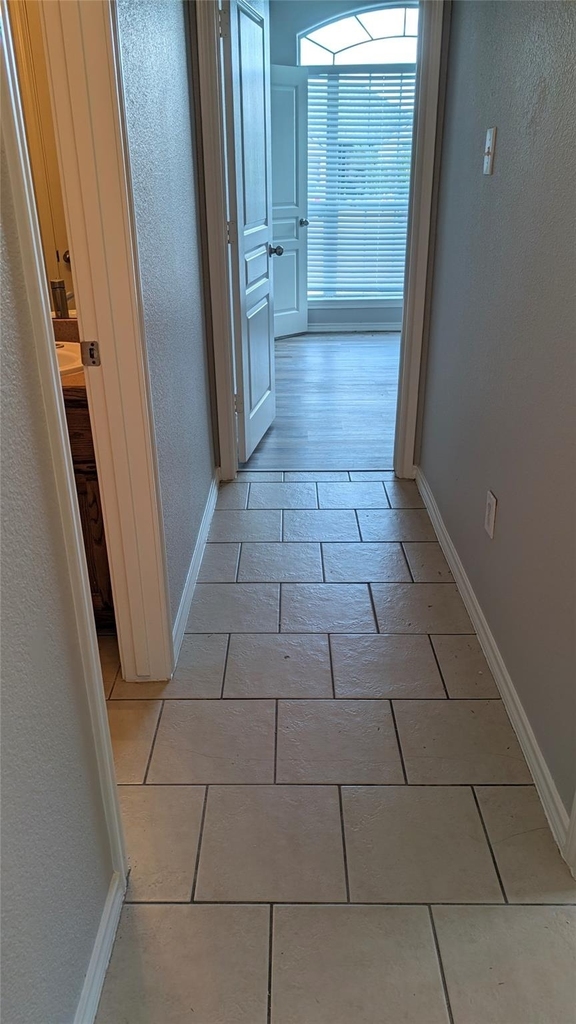 623 Antonio Lane - Photo 10