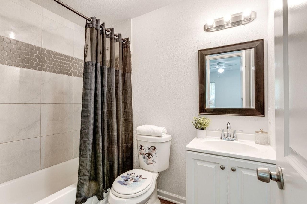 1738 Oak Hill Circle - Photo 15