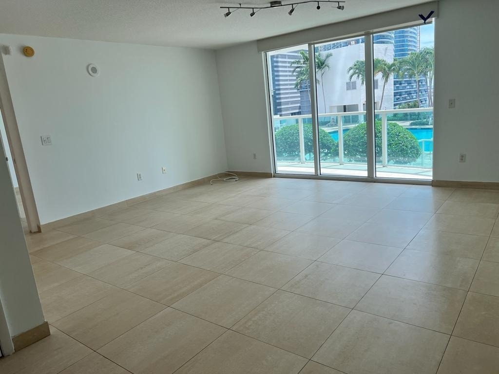 31 Se 5th Street - Photo 2