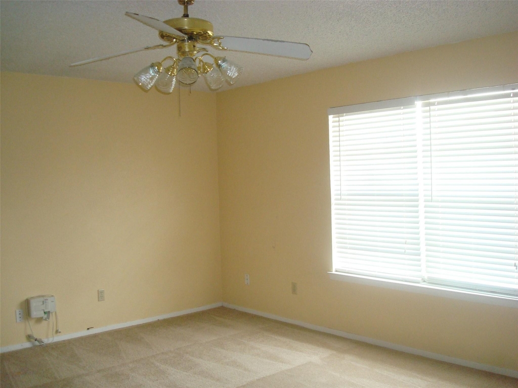707 Bluebonnet Drive - Photo 1