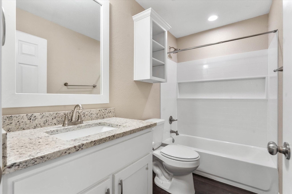 1406 Courtney Place - Photo 22