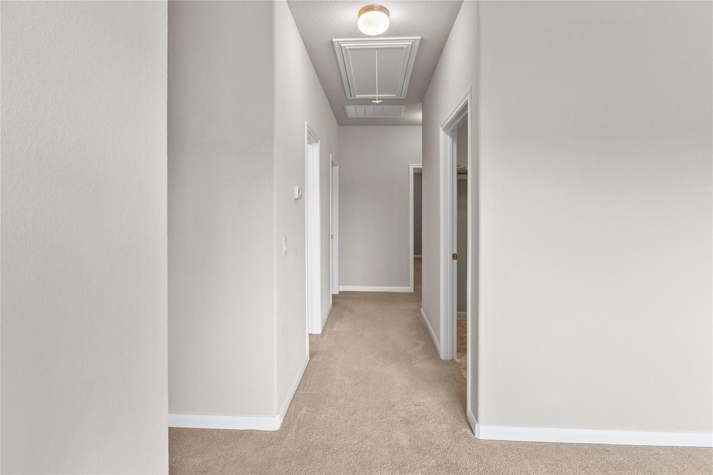 801 Oriel Circle - Photo 14