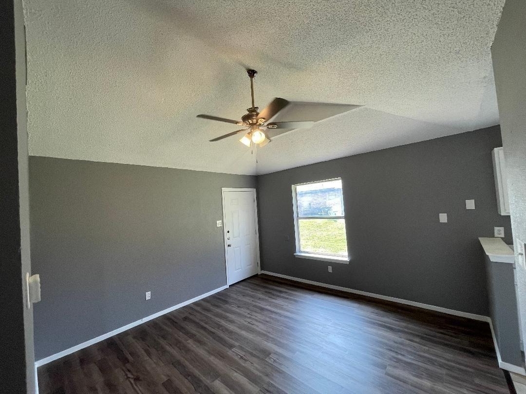 5334 Flamingo Road - Photo 3