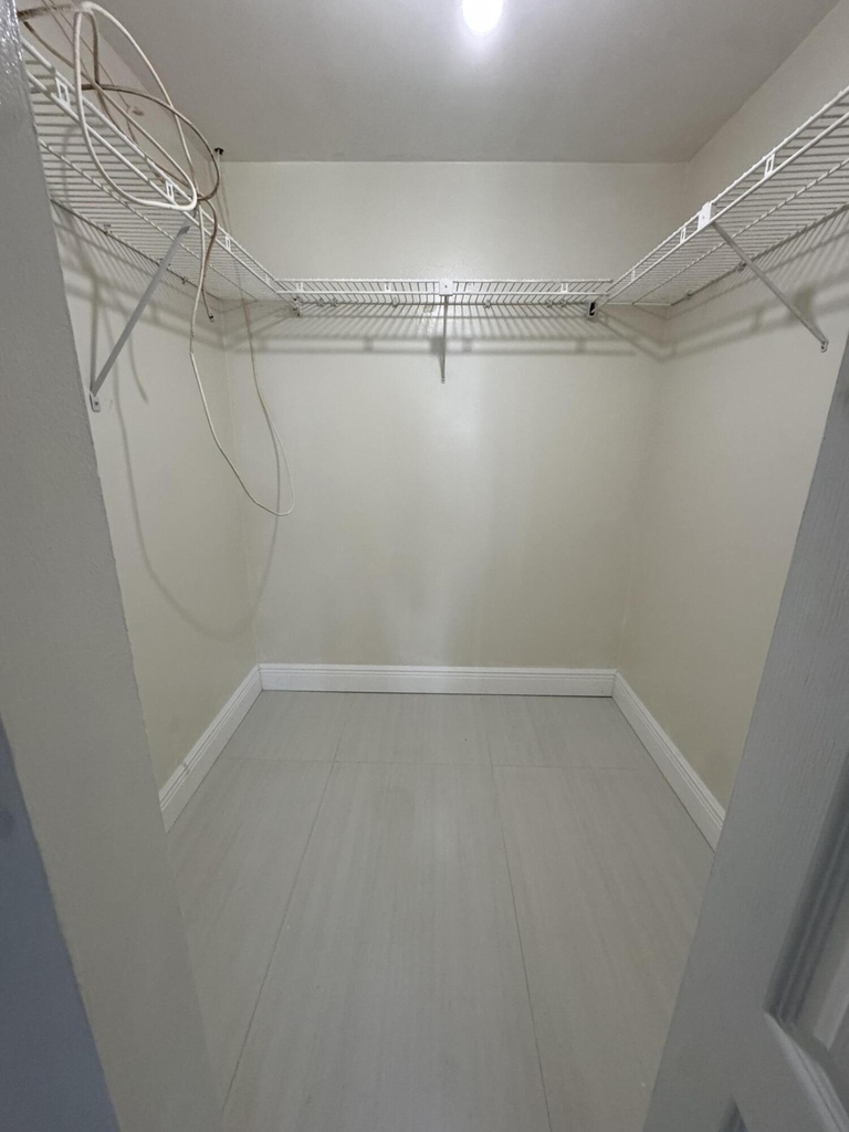 8000 Fairview Drive - Photo 8