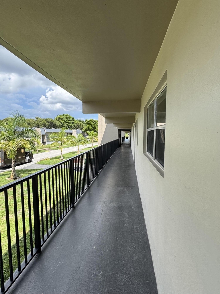 8000 Fairview Drive - Photo 25