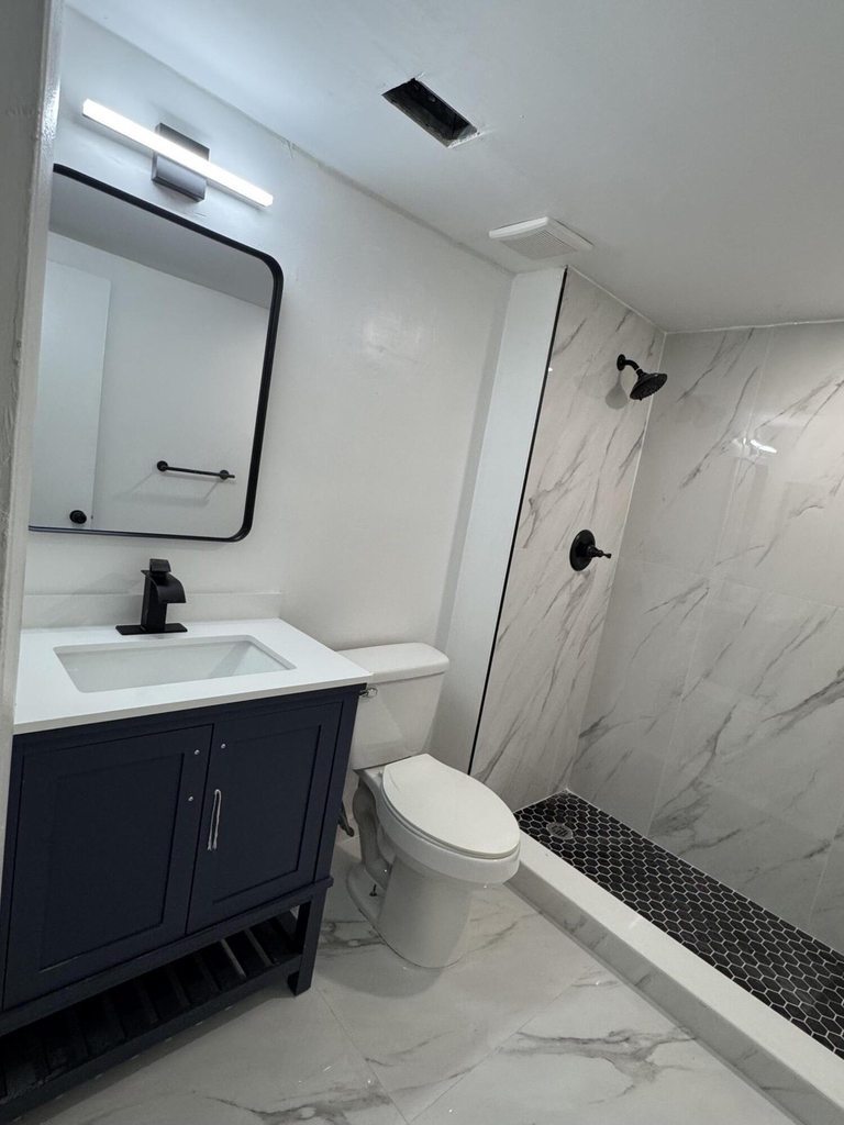 8000 Fairview Drive - Photo 4