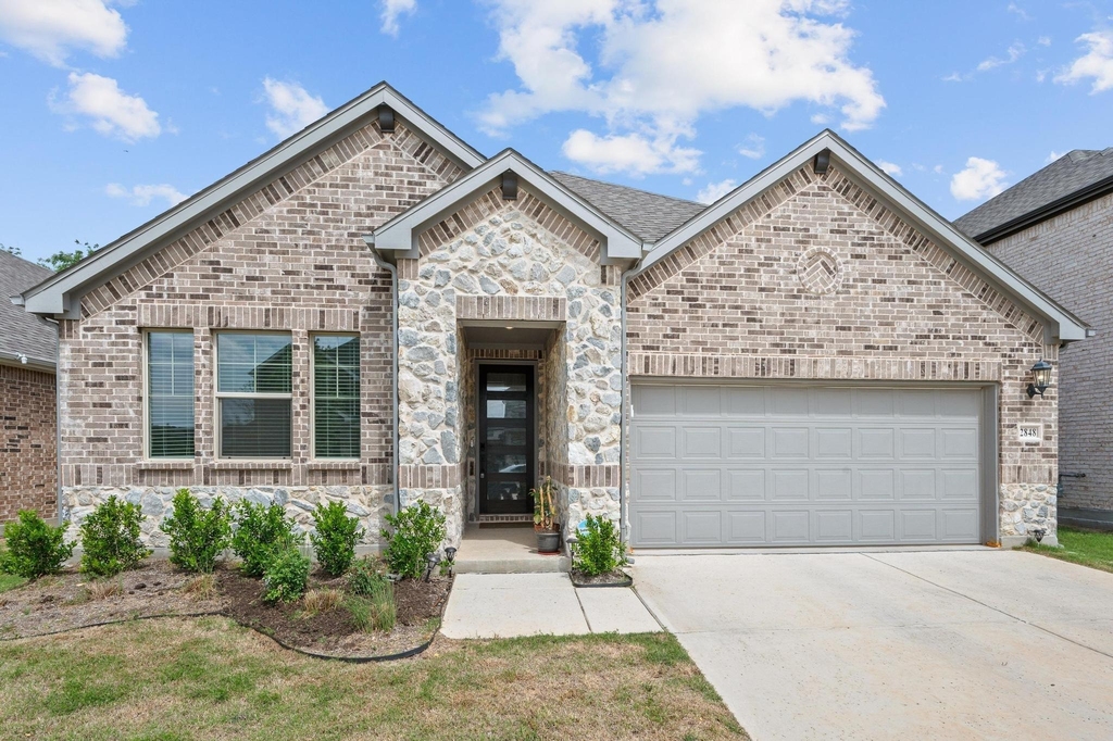 2848 Acadia Drive - Photo 0