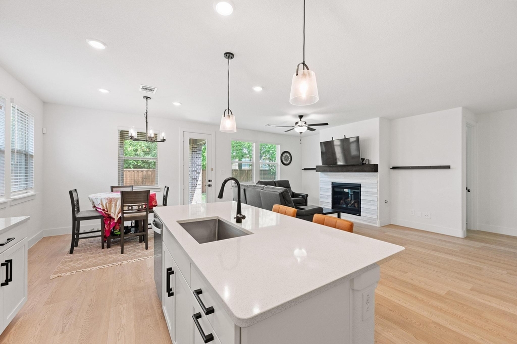2848 Acadia Drive - Photo 9