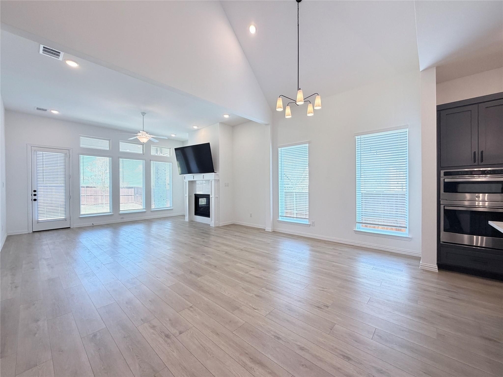 937 Salvation Drive - Photo 5