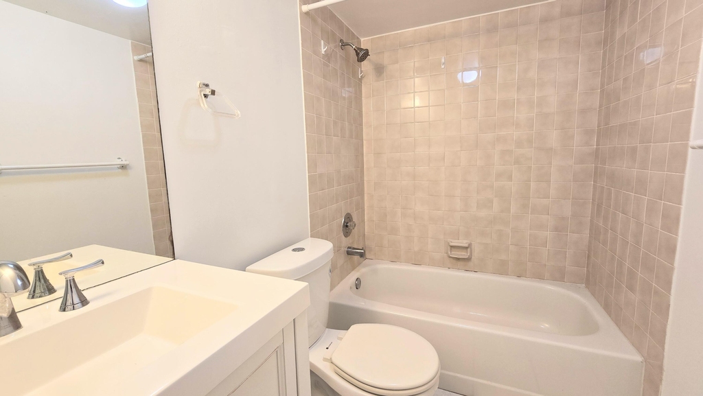 10001 W Atlantic Boulevard - Photo 11