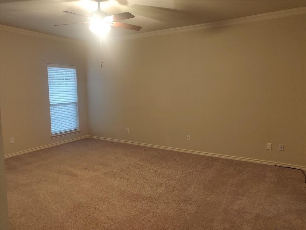 1426 Kingsley Drive - Photo 5