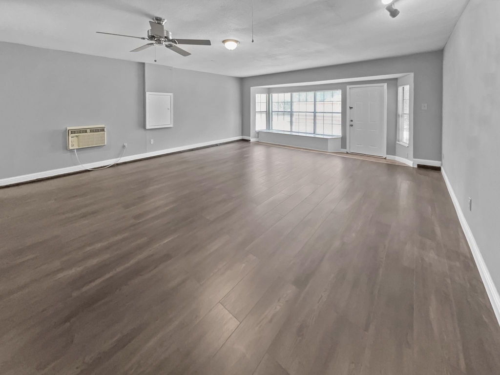 6210 Glenmoor Drive - Photo 14