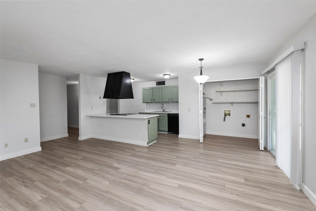 722 Circle Cove Drive - Photo 6