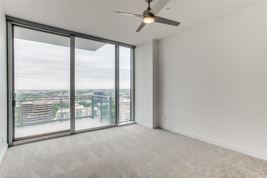 2900 Mckinnon Street - Photo 11