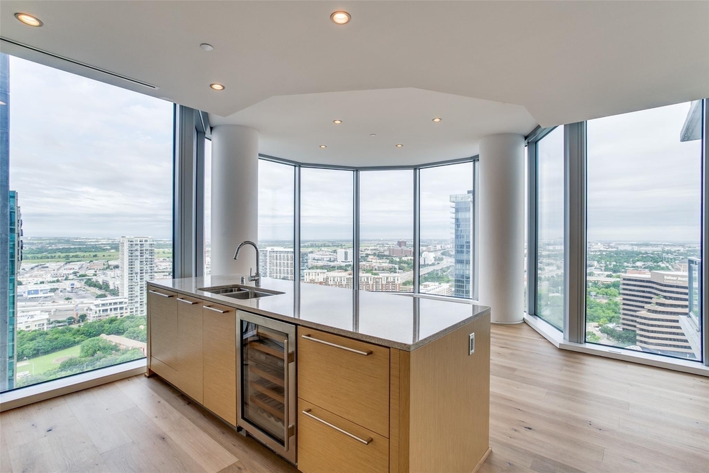 2900 Mckinnon Street - Photo 5