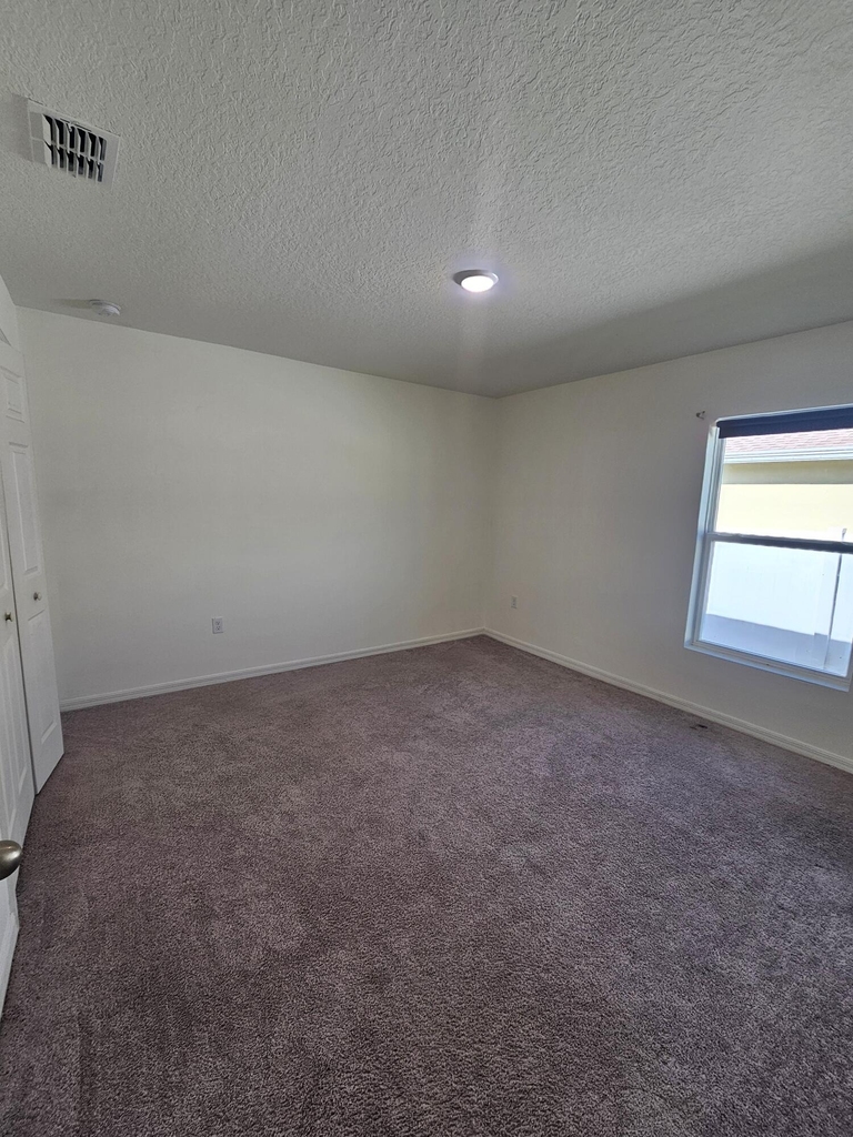 1465 Sw San Esteban Avenue - Photo 14