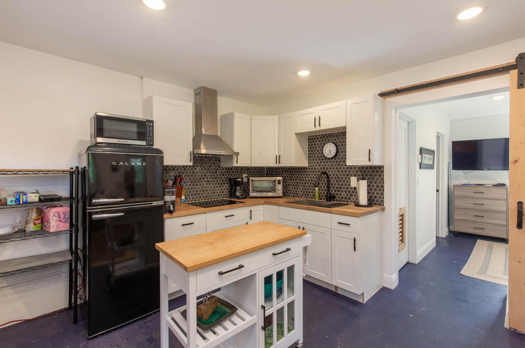 851 Hyde Park Road - Photo 12