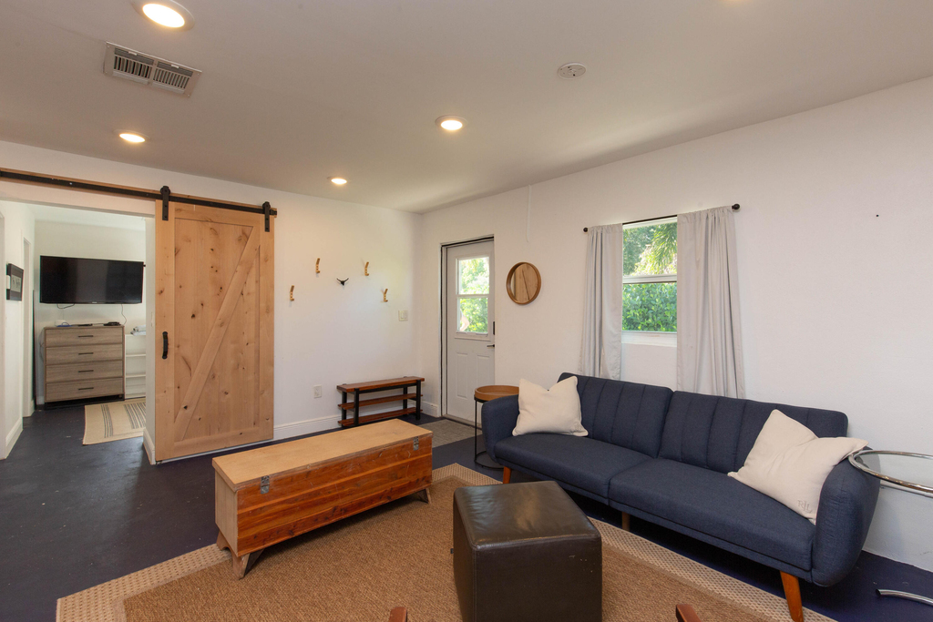 851 Hyde Park Road - Photo 11