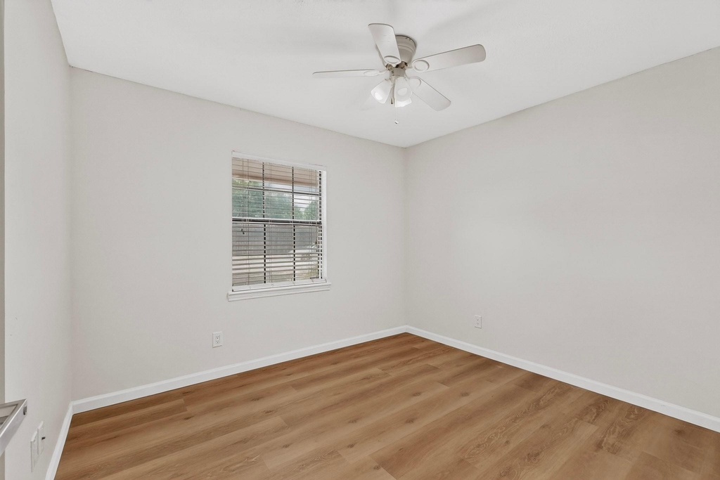7904 Kodak Drive - Photo 23