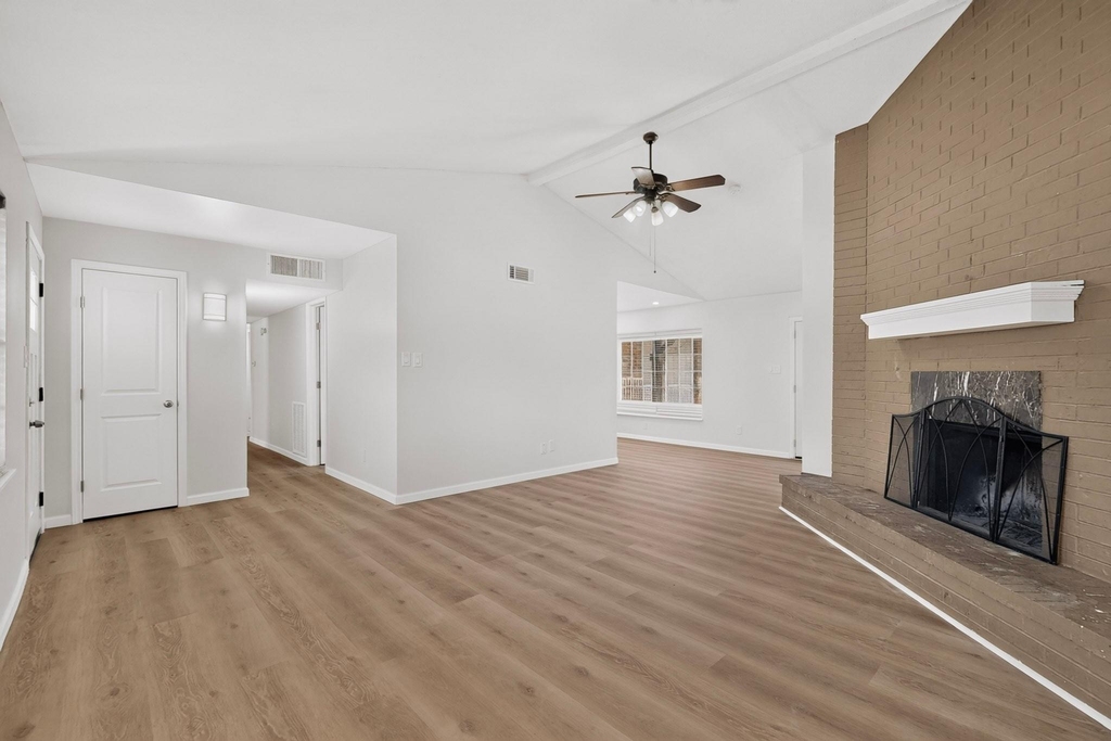 7904 Kodak Drive - Photo 8