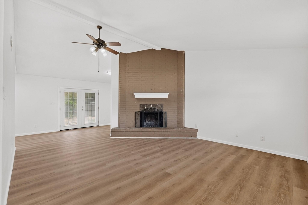 7904 Kodak Drive - Photo 9