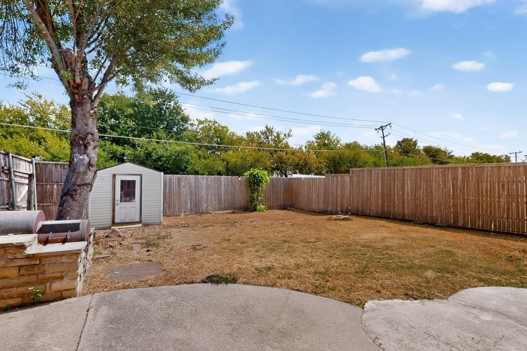 7904 Kodak Drive - Photo 33